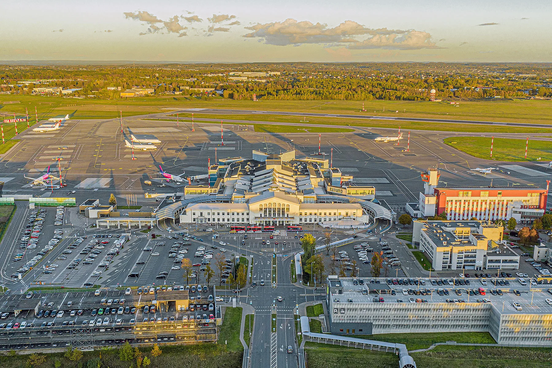 Vilnius airport briefly closes after possible drone sighting