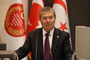 Η τουρκοκυπριακή βουλή ψηφίζει ξανά υπέρ της κατάργησης της μεικτής ψήφου