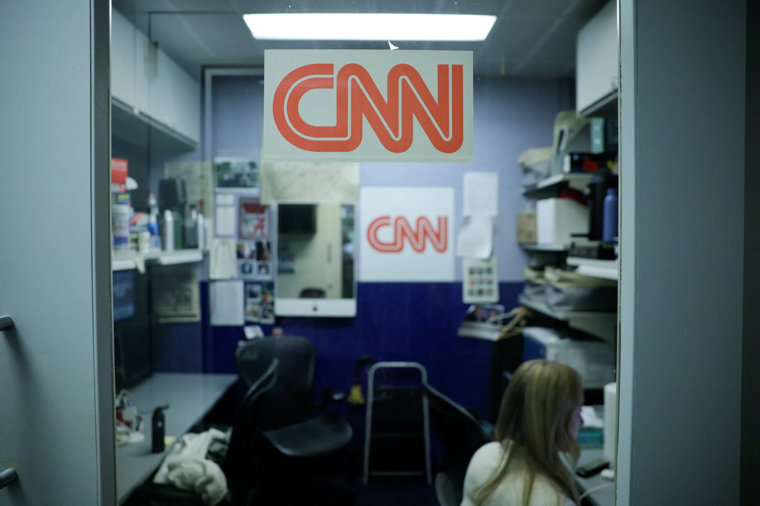 Ο Τραμπ λέει ότι τα CNN, MS NOW και Politico θα αποκλειστούν από τον Λευκό Οίκο