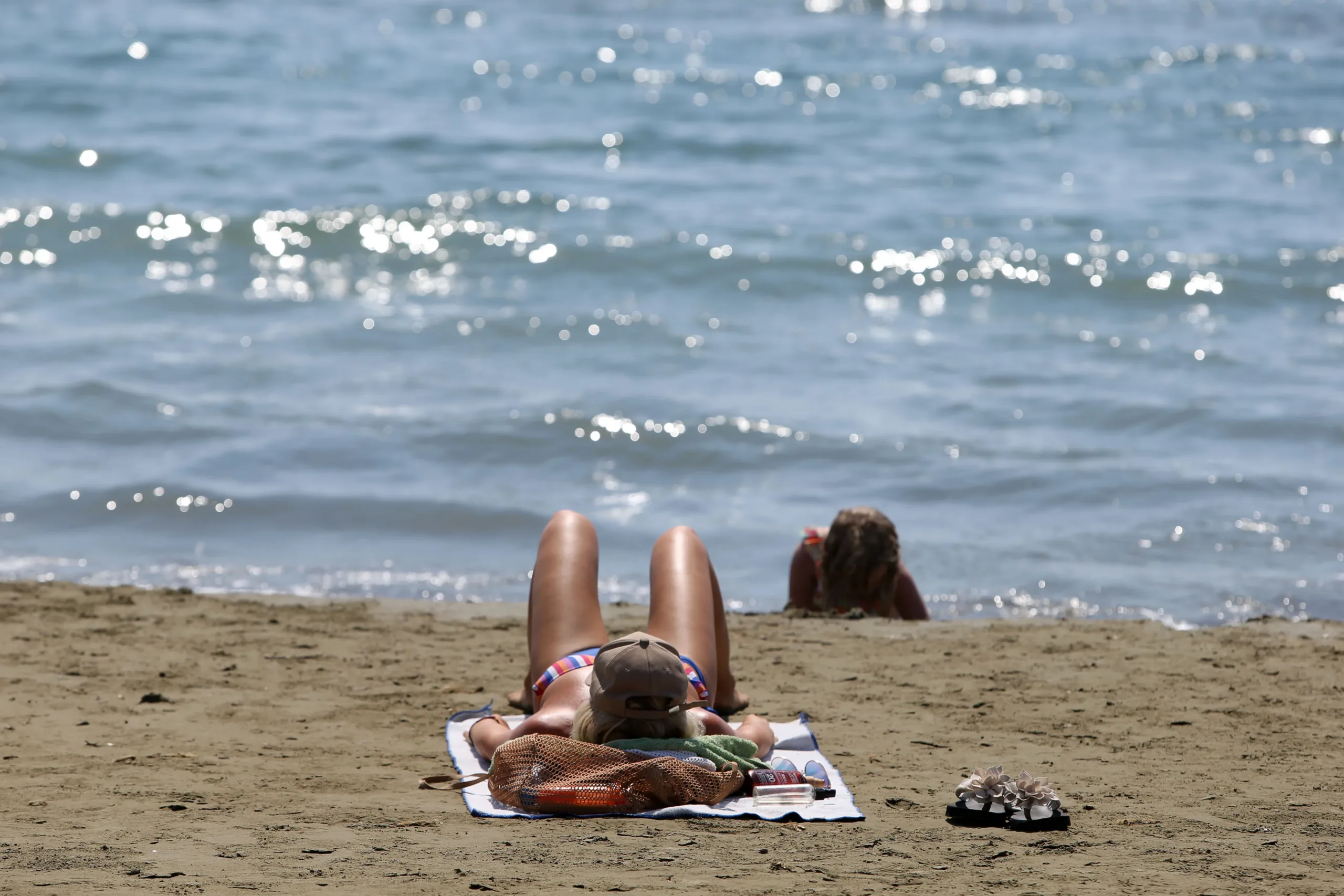 Mostly sunny Sunday forecast with temperatures above seasonal norms