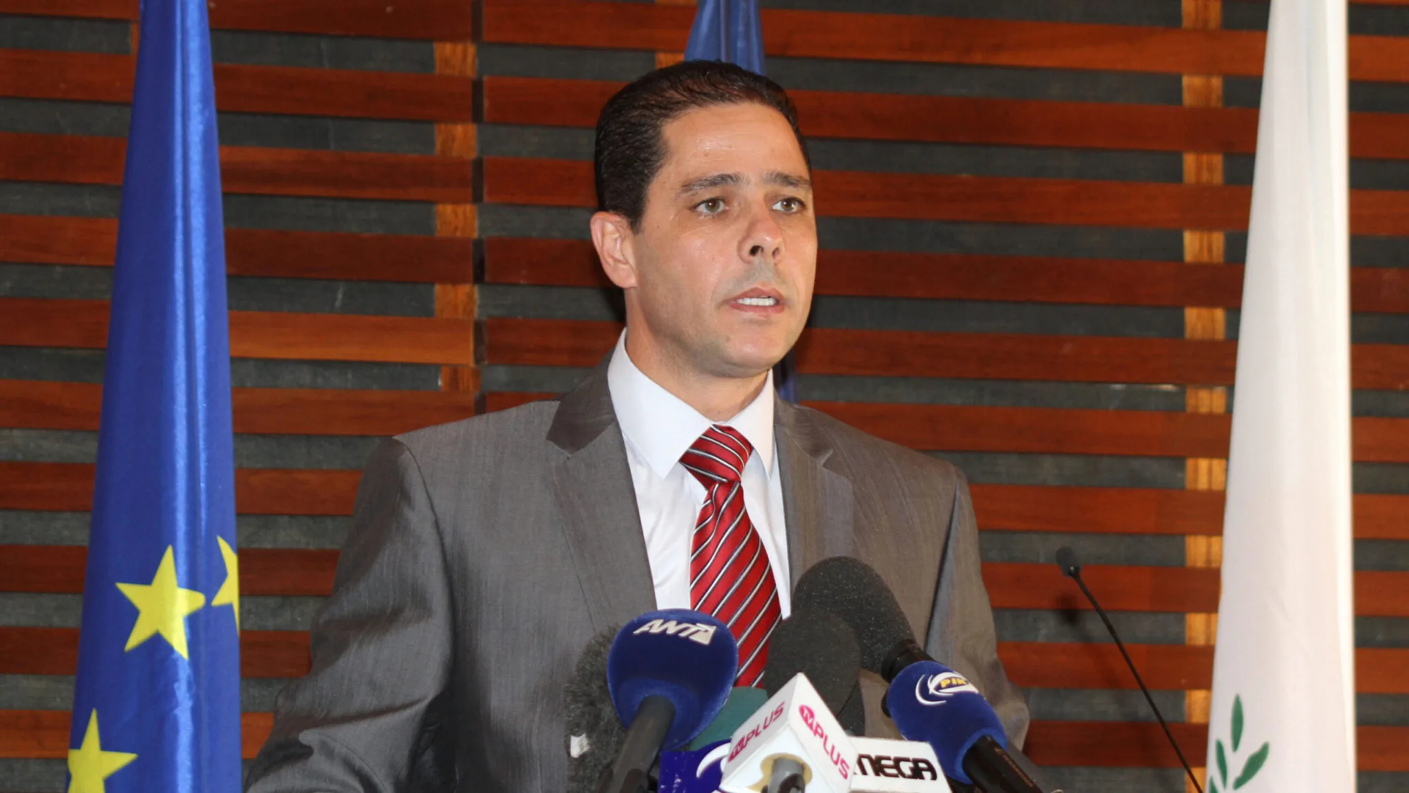 Δικαστικά έγγραφα δείχνουν ότι ο Αναστασιάδης είχε ενημερωθεί για τις καταγγελίες κατά του Κατσουνωτού