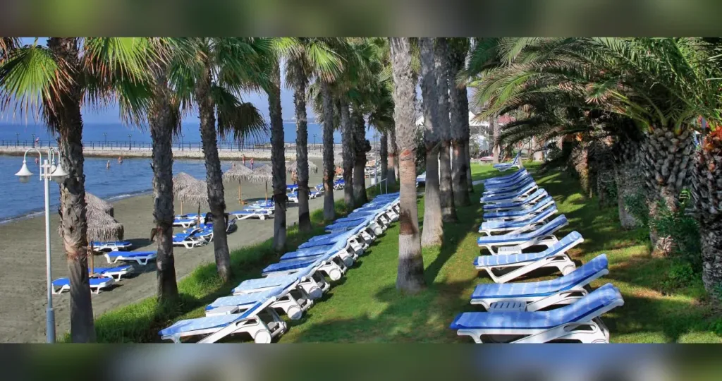 Hotels in Limassol: St. Raphael 5*, Elias Beach 4*, Grand Resort 5*