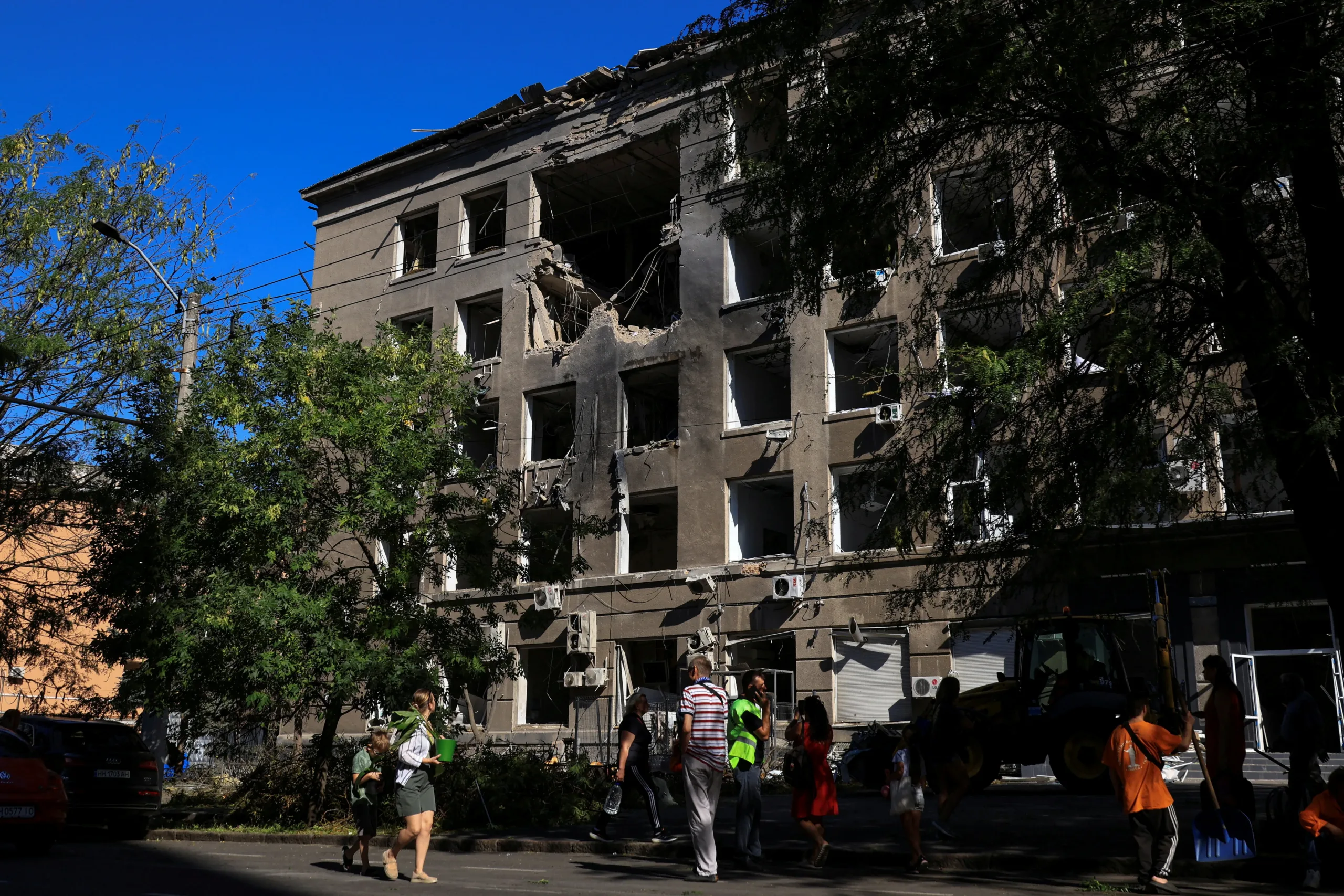 Russian air attacks wound 17 and damage residential tower in Odesa