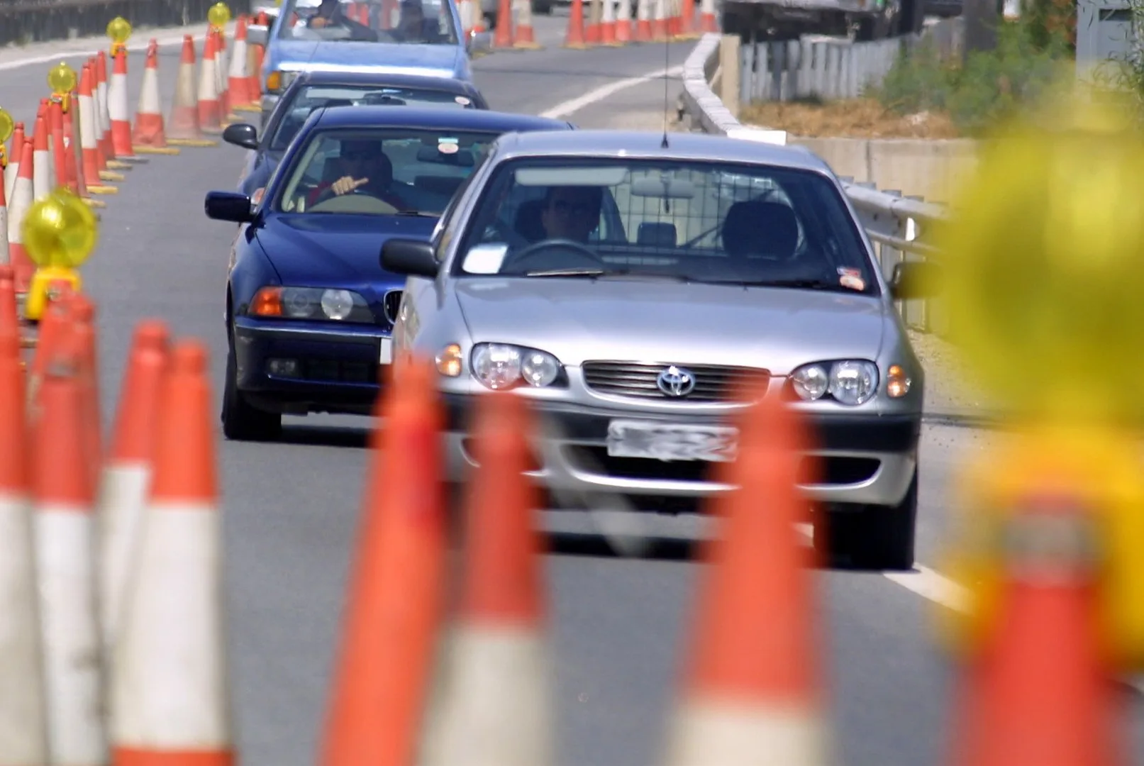 MPs raise concerns over delays and quality issues on Paphos-Polis road