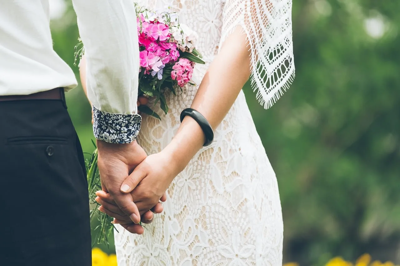 Bill proposes easier citizenship registration for foreign spouses of Cypriots abroad