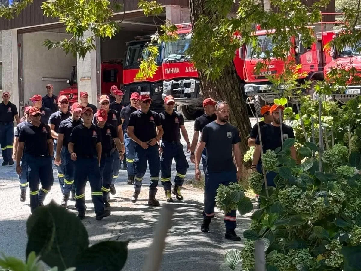 Ελληνική ομάδα πυρόσβεσης συμμετέχει στην πρώτη επιχείρηση δασικής πυρκαγιάς στην Κύπρο