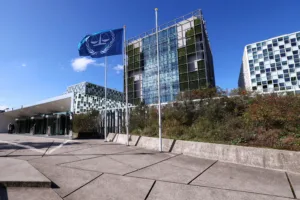 США ввели санкции против International Criminal Court, что вызвало осуждение