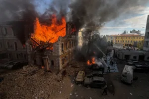 Зеленский заявил, что Украина не получила заблаговременного предупреждения об ударе России баллистическими ракетами