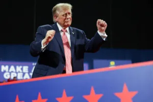 Trump approval hits 31% as Democrats widen congressional polling lead