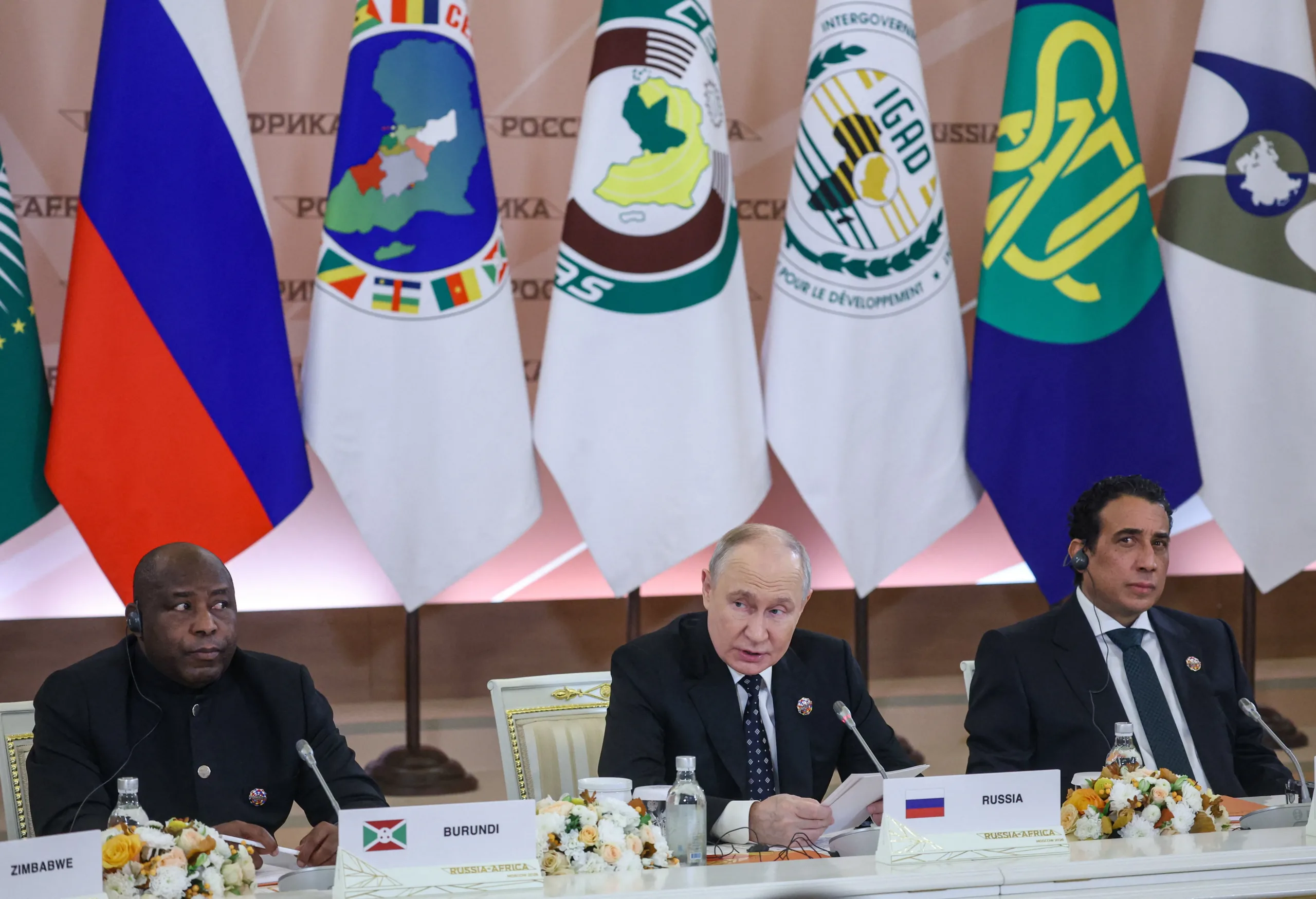 Путин заявил лидерам африканских стран на саммите в Москве, что Россия — их лучший партнёр