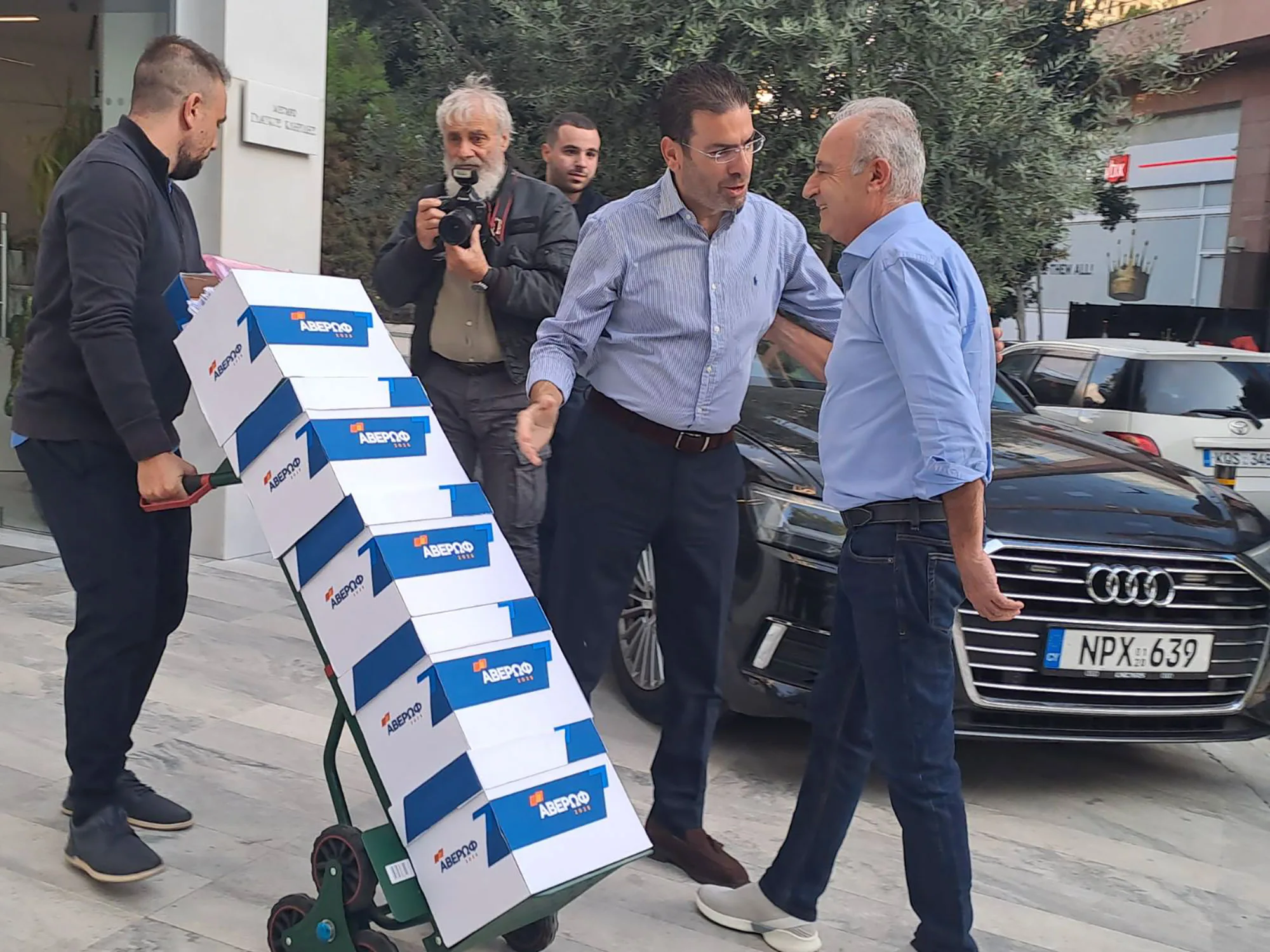 Ο Παμπορίδης καταθέτει 500 υπογραφές για την ψηφοφορία ανάδειξης προεδρικού υποψηφίου του Disy για το 2028