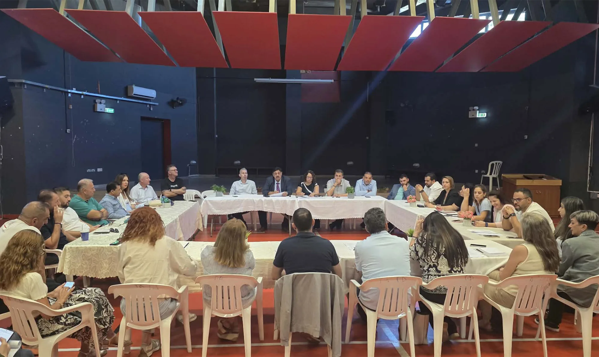 MPs highlight overcrowding and safety concerns at Limassol primary schools