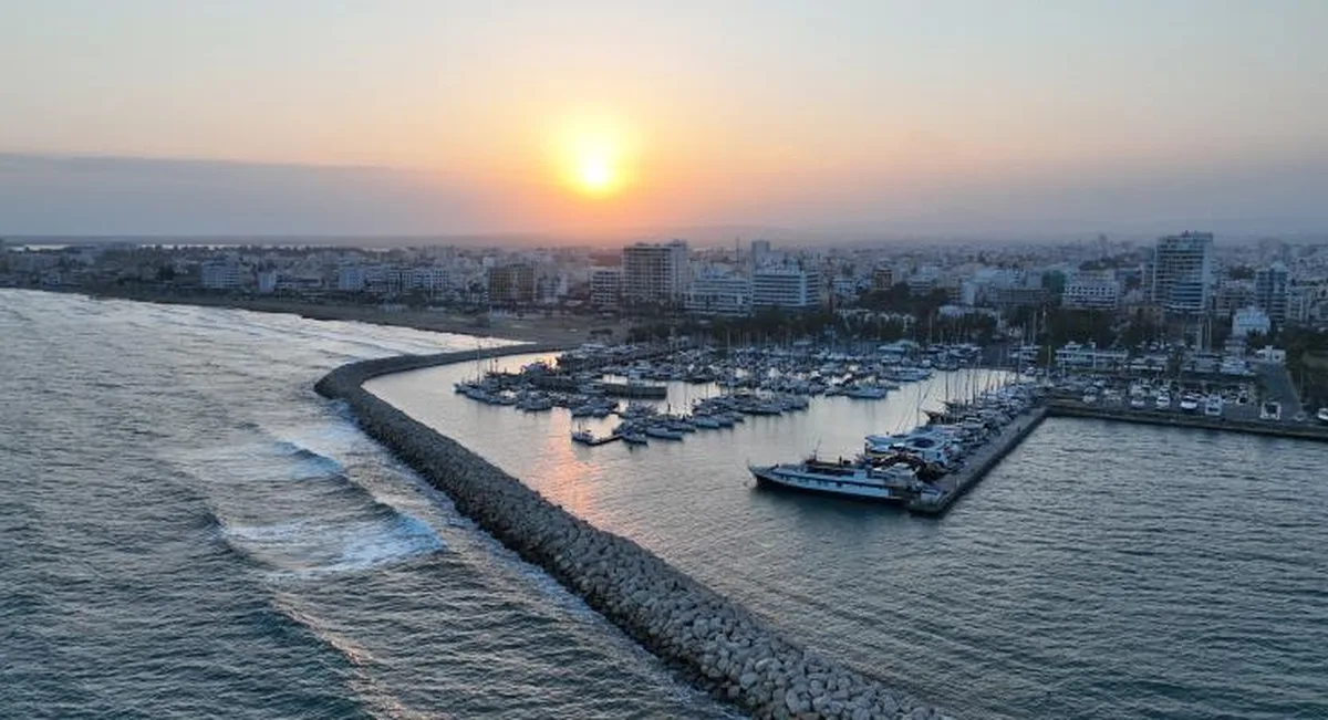 Larnaca marina management requires open tender, MPs told