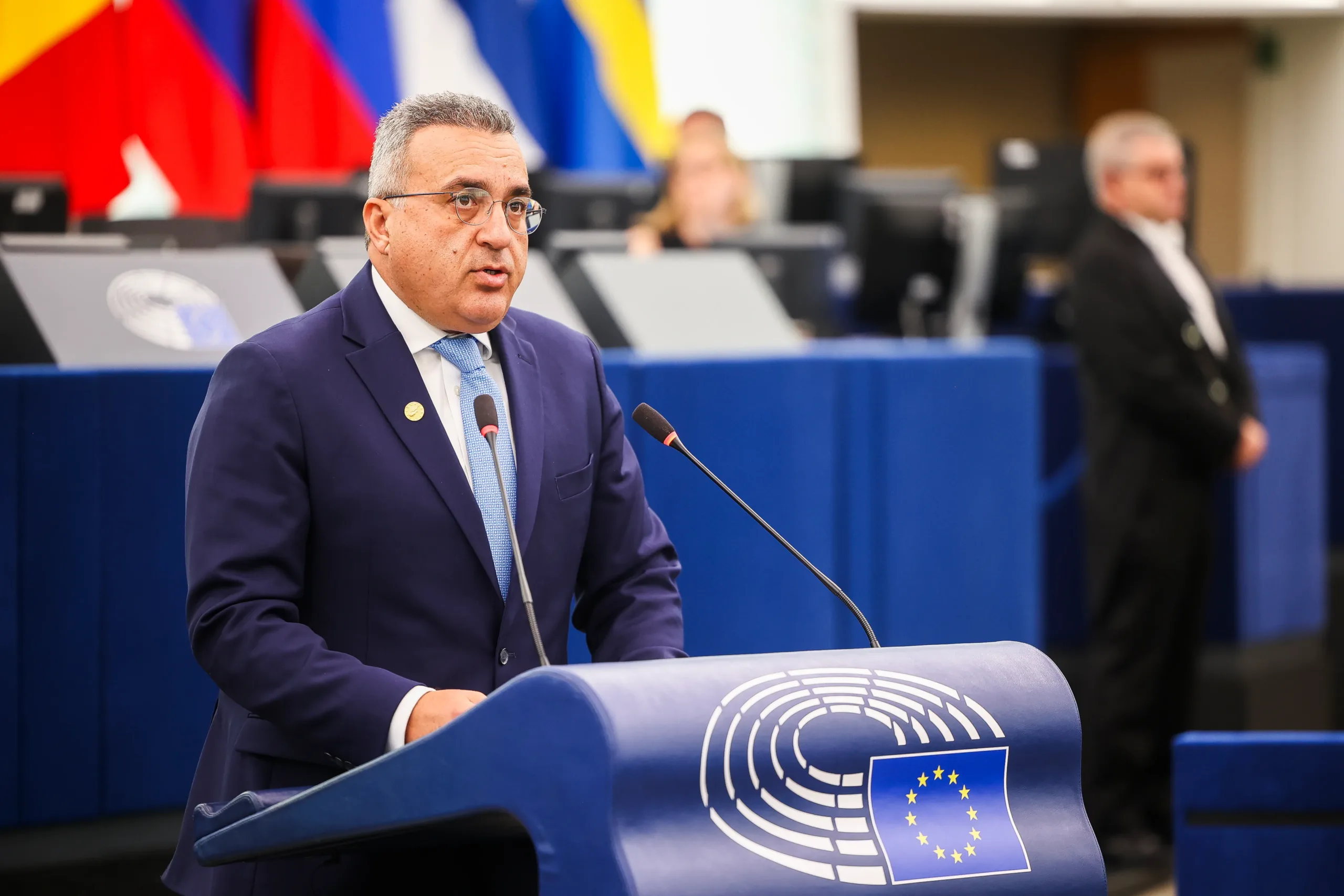 Ο Χατζηπαντέλα παρουσιάζει σχέδιο της επιτροπής προϋπολογισμών της ΕΕ που αναιρεί τις περικοπές του Συμβουλίου