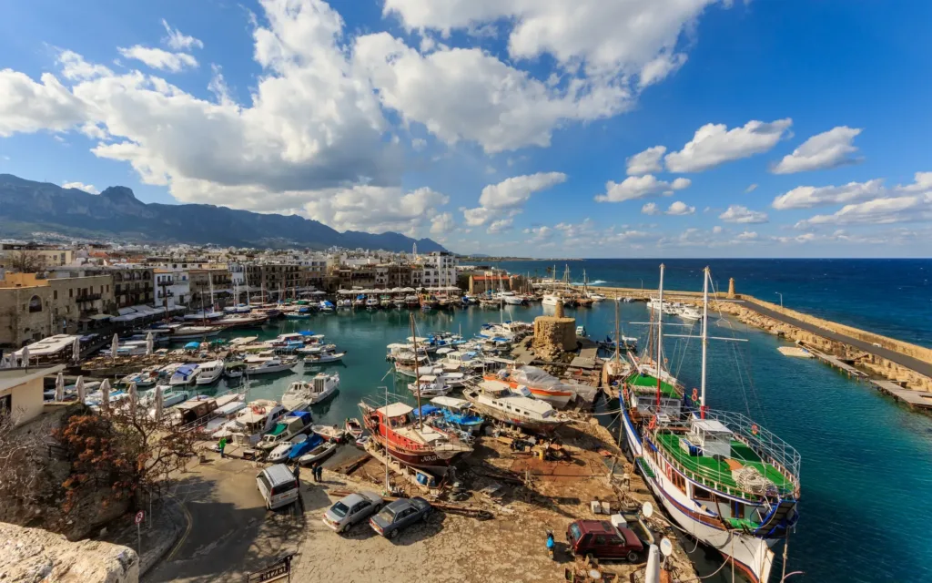 Κερύνεια: το λιμάνι, η παλιά πόλη και σχέδιο επίσκεψης