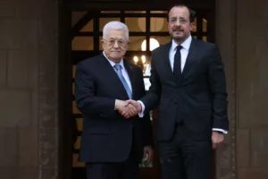 Abbas thanks Cyprus for backing Palestinians during visit to Nicosia