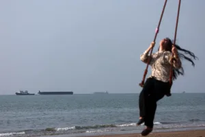 Tankers face rising attack risk as Iran warns against unauthorised oil routes