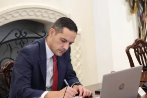 Christodoulides seeks progress on 19 proposals at Tuesday meeting with Erhurman