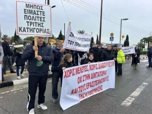 Οι πολέμιοι της μονάδας αφαλάτωσης στον Μαζωτό συγκεντρώνουν 500 υπογραφές και ζητούν συνάντηση με τον Πρόεδρο