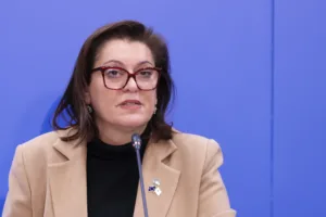 Οι συντεχνίες των εκπαιδευτικών θα διαμαρτυρηθούν για το νέο σύστημα διορισμών στα δημόσια σχολεία