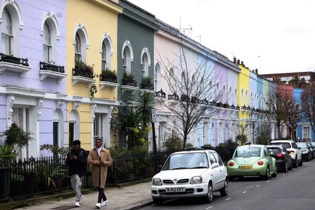 British lenders cut mortgage availability for first time in three years